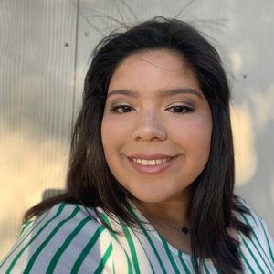 Meet your Posher, Raquel